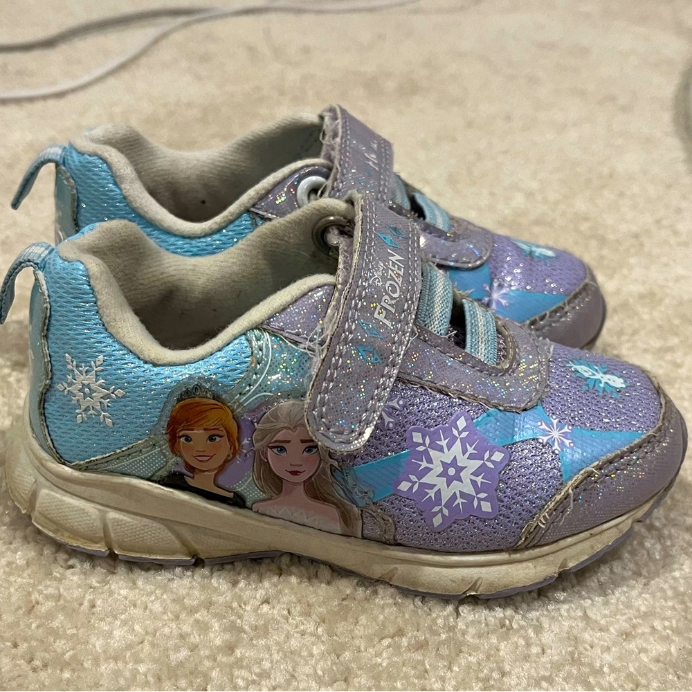 Frozen Light Up Shoes - Toddler Size 7